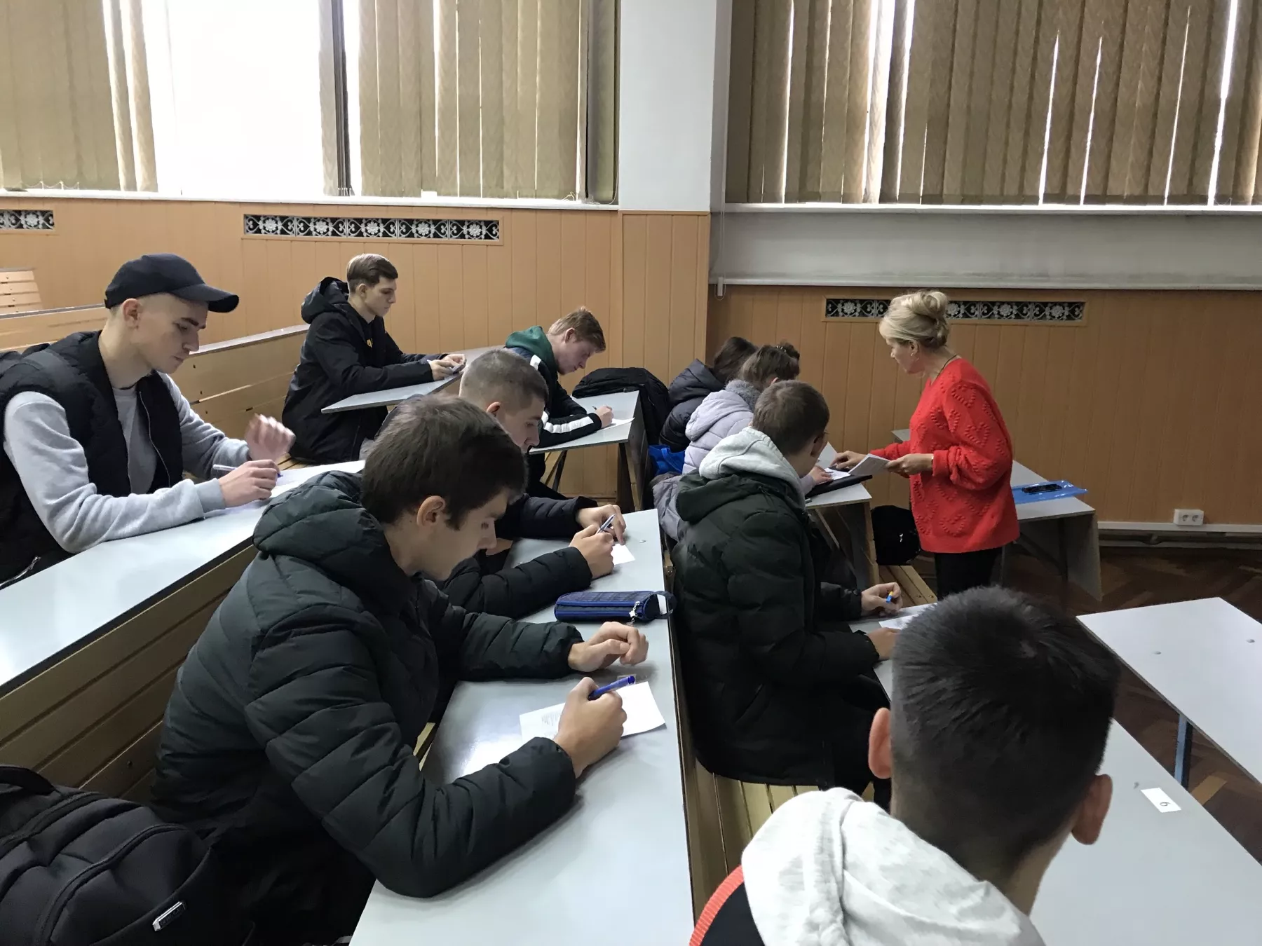 молодіжна_політика