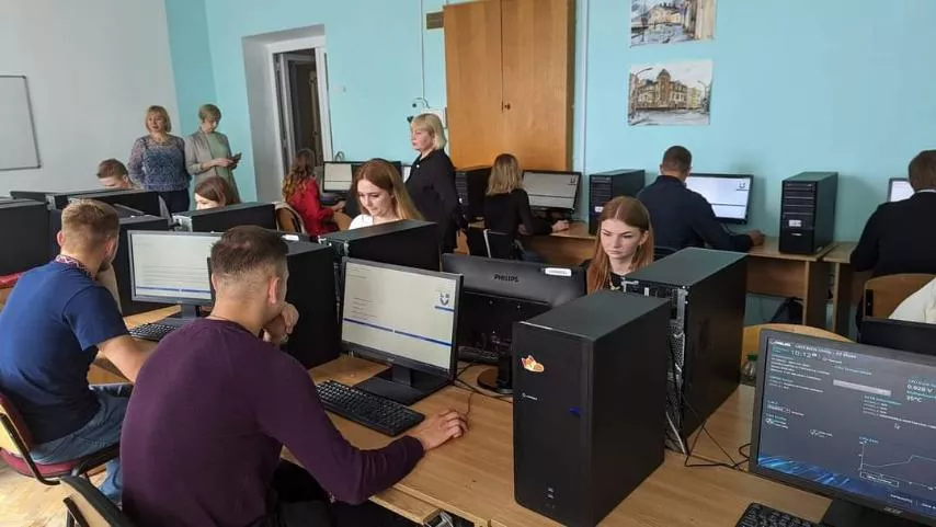 академічна