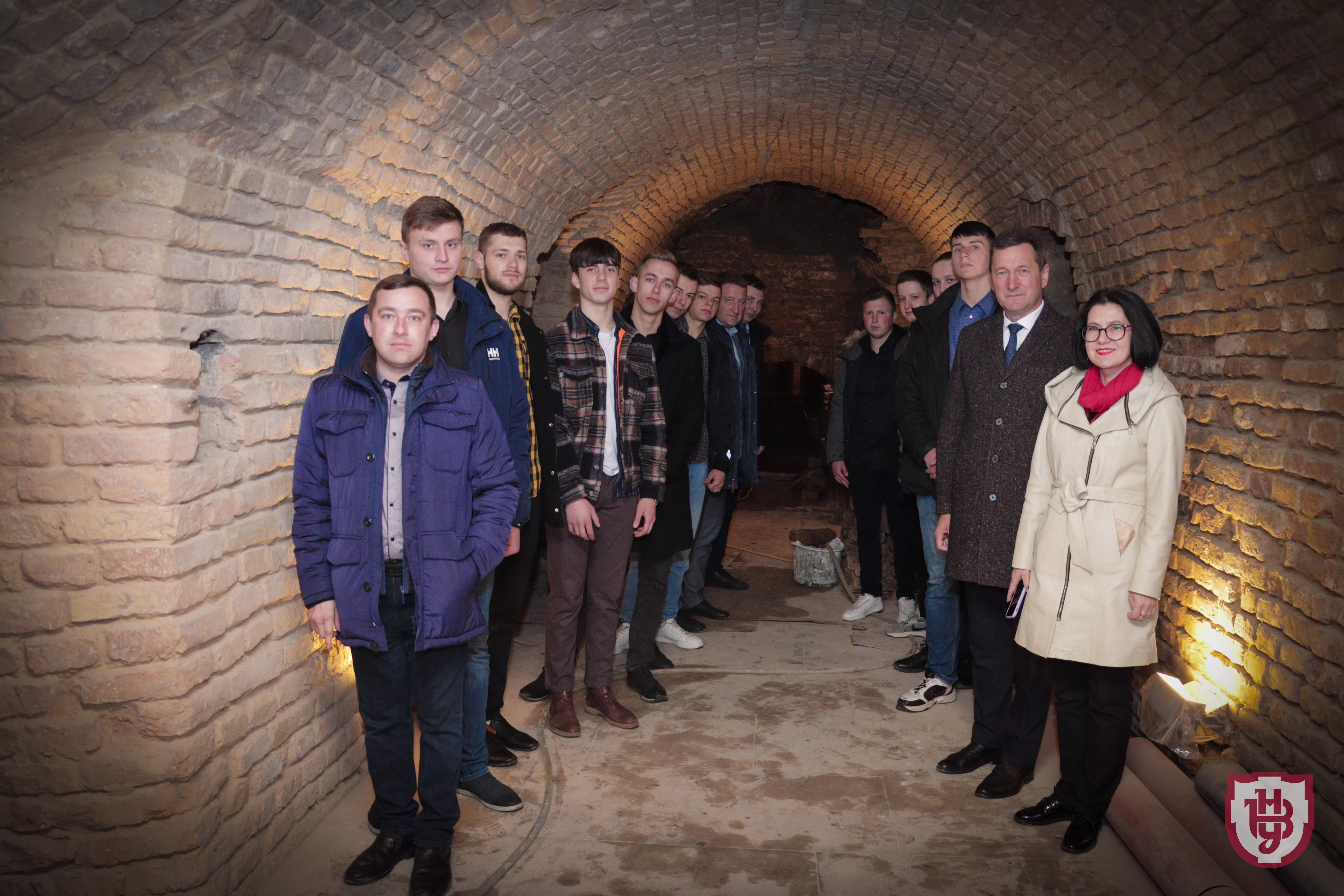 підземелля