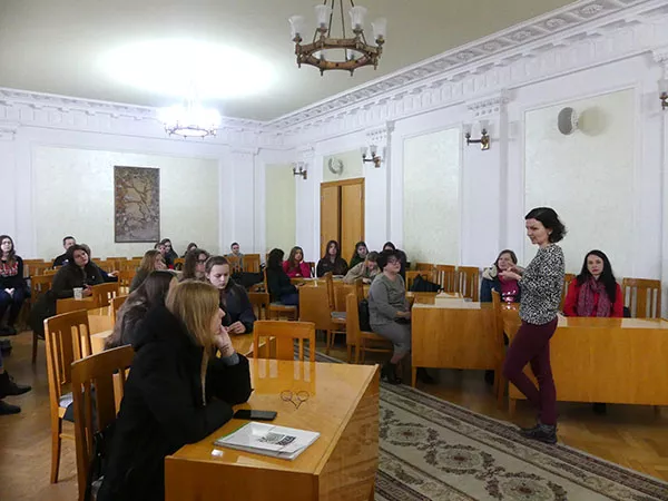 Студентам університету розповіли як успішно подавати документи на міжнародні стипендійні програми