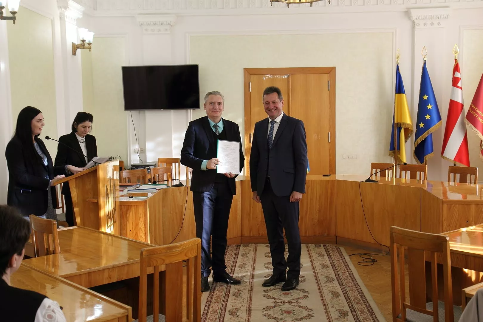 контракти