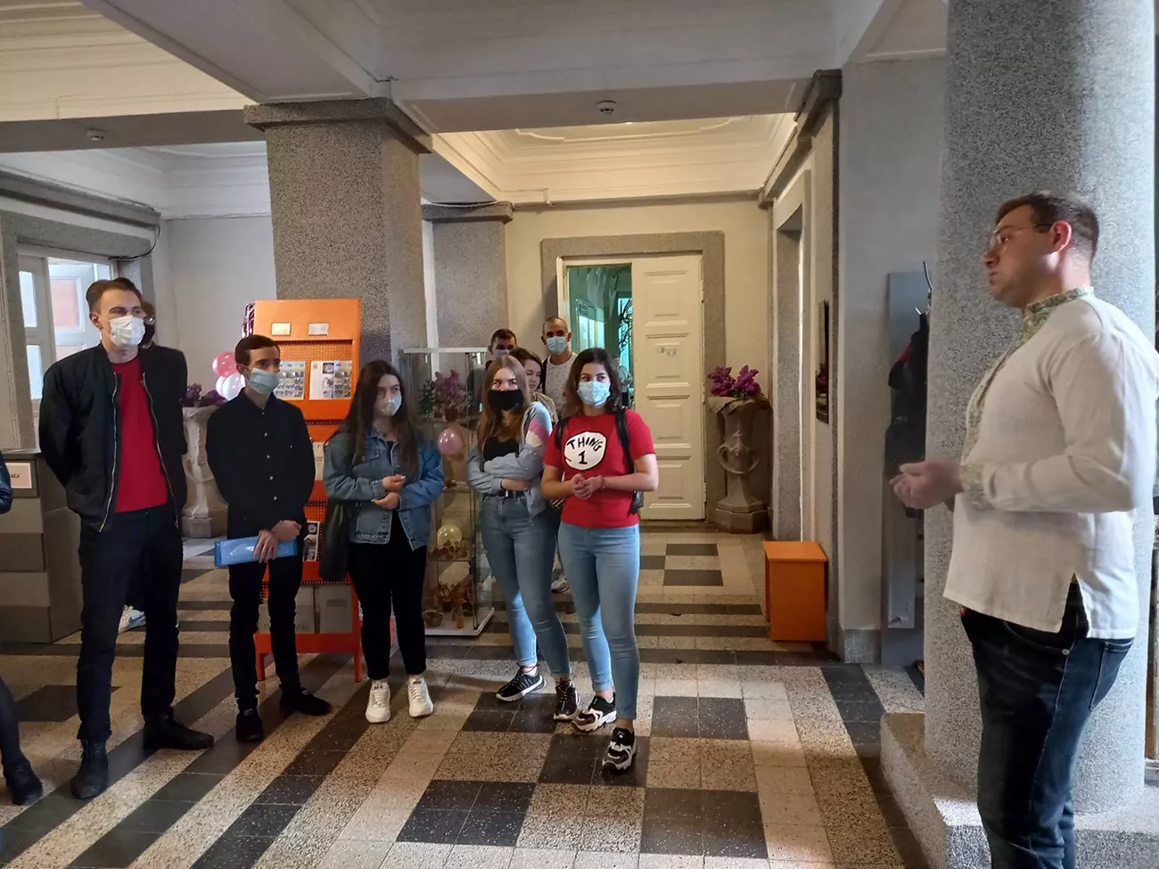 У Волинському краєзнавчому музеї студенти спеціальності 027 «Музеєзнавство, пам’яткознавство» провели навчальну квест-екскурсію «Вишиванка: традиція чи модний тренд?»