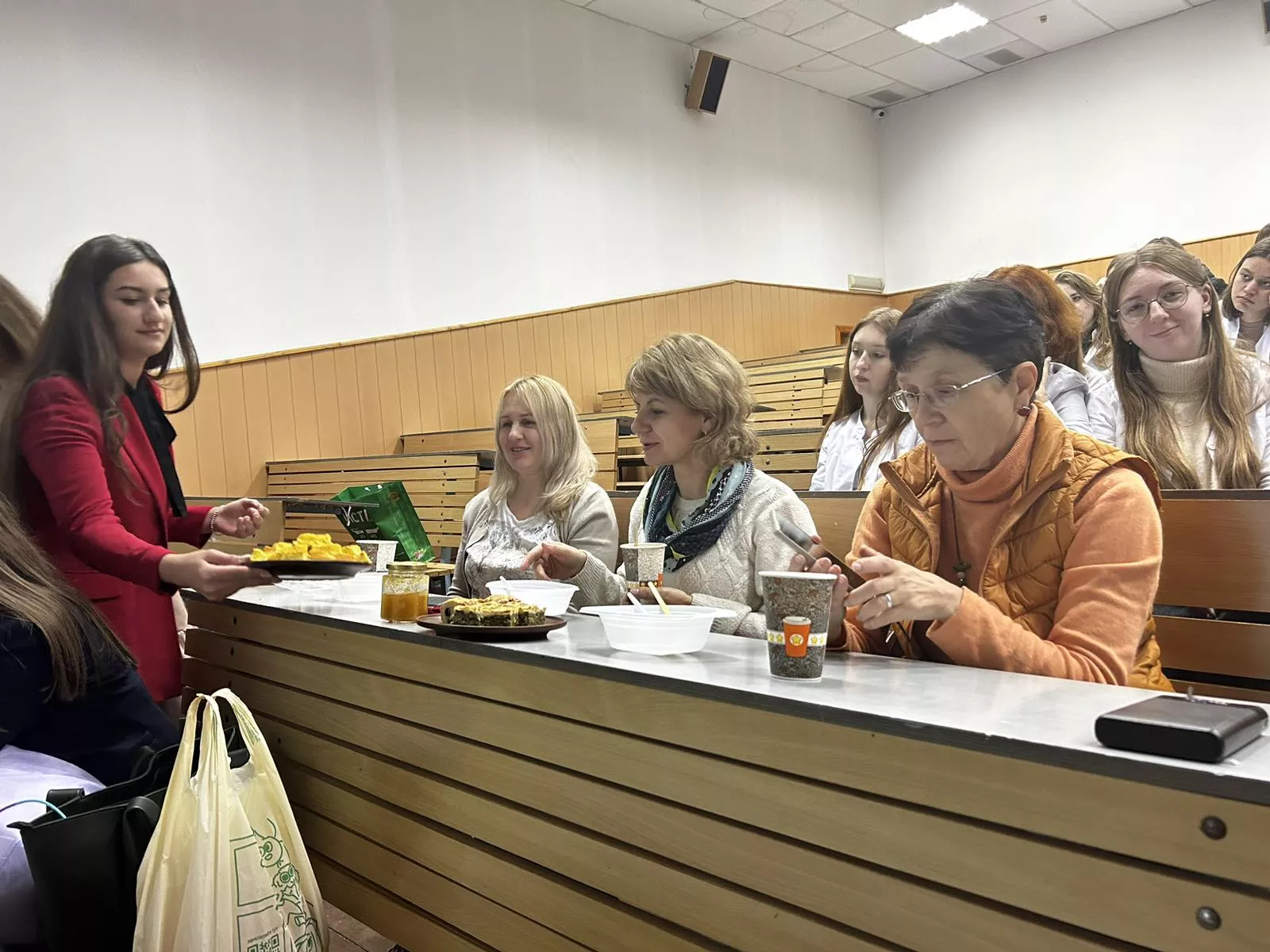 філологія