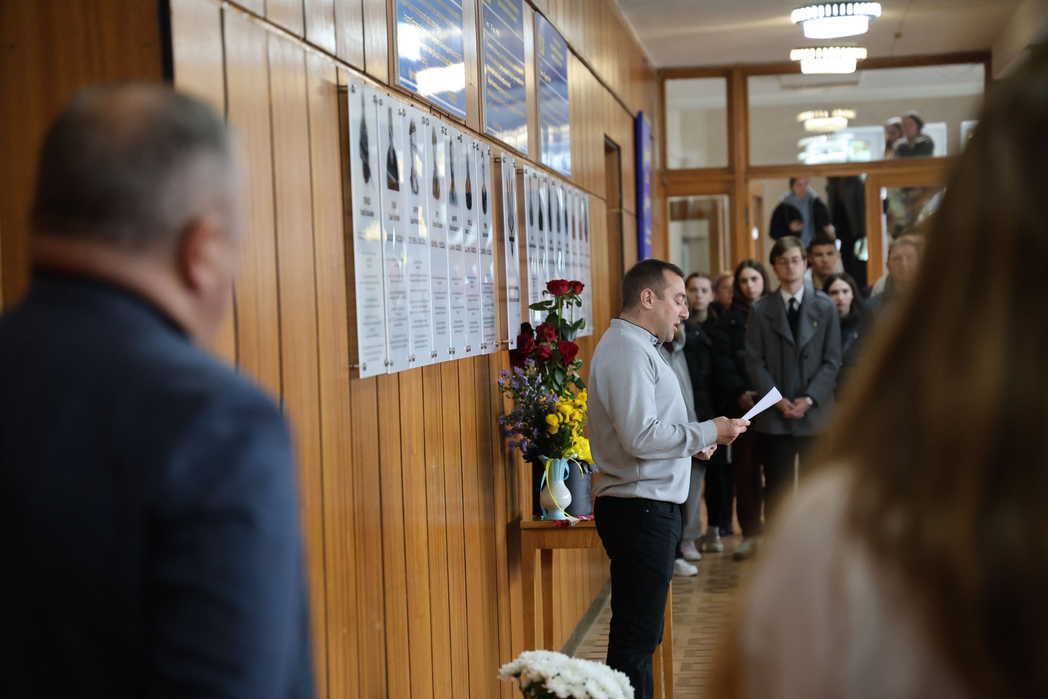 У ВНУ відкрили меморіальні дошки загиблим воїнам Володимиру Стогнію та Назарію Літвінцову