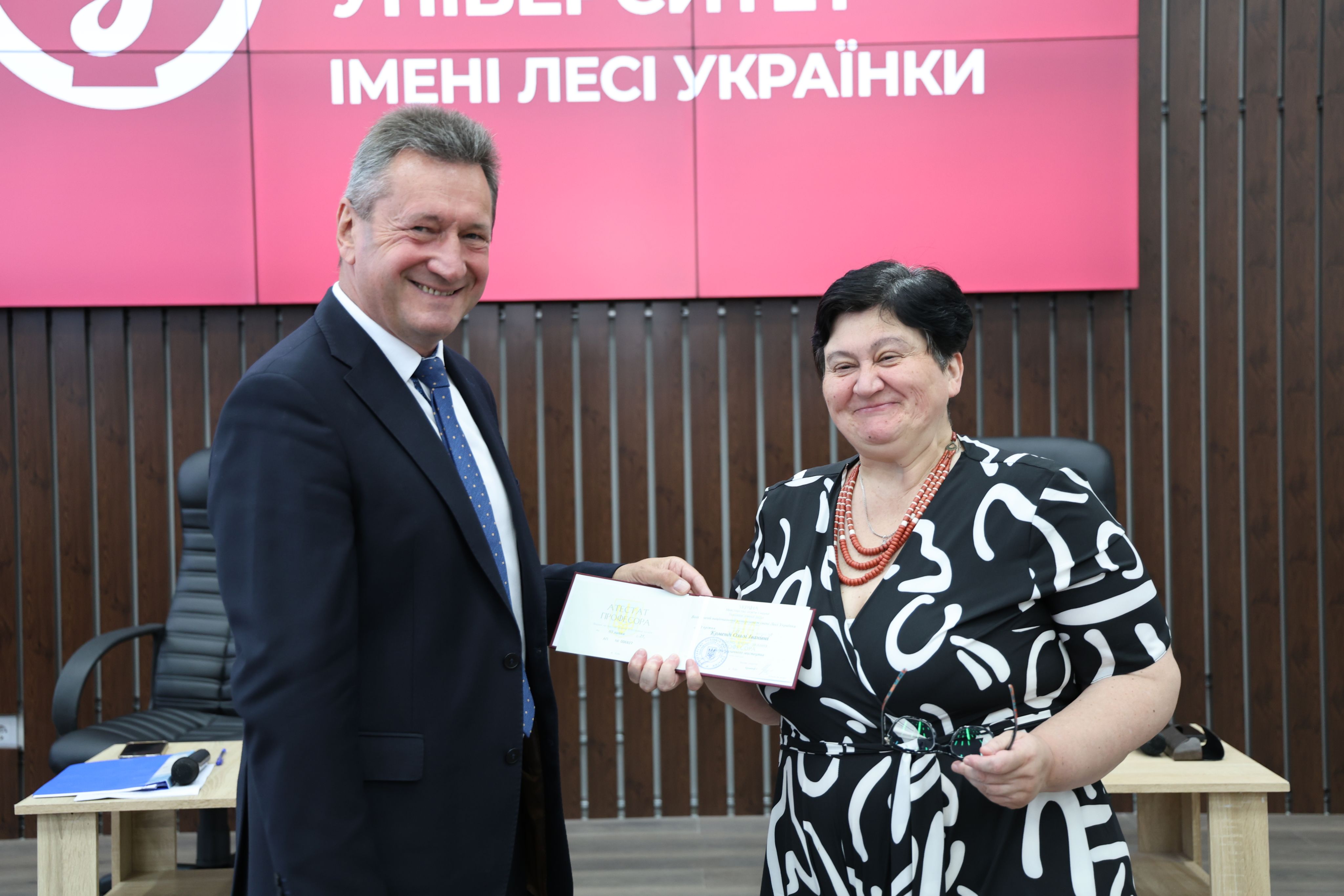У ВНУ імені Лесі Українки відзначили наукові здобутки та професійні досягнення працівників