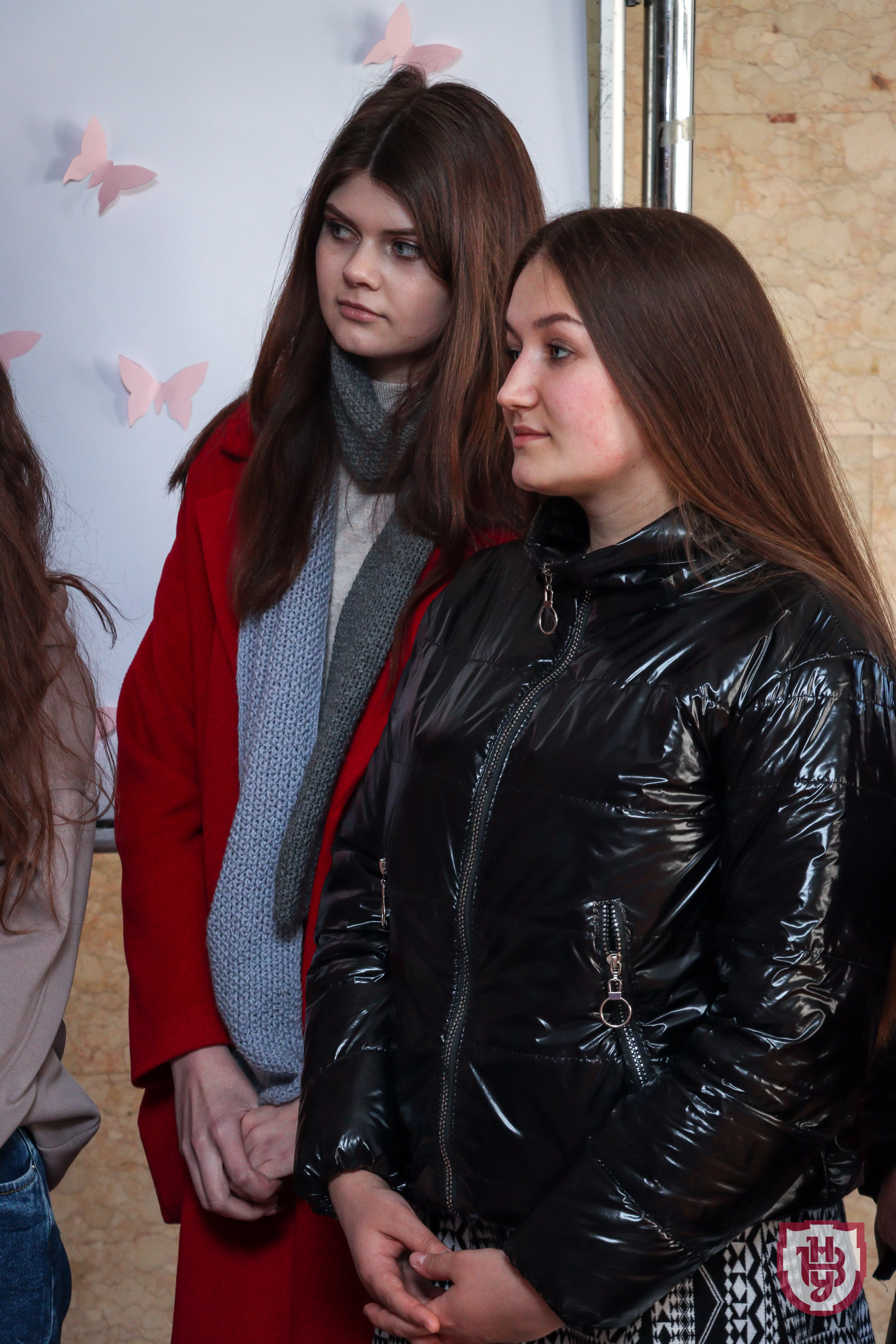 опитування