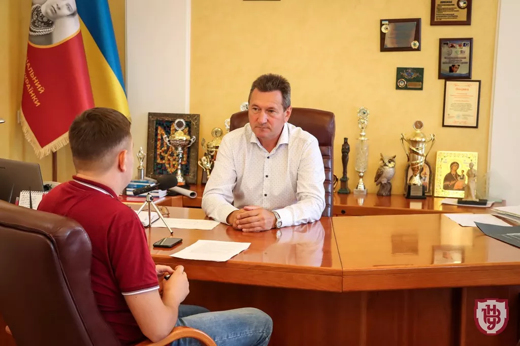 суспільство