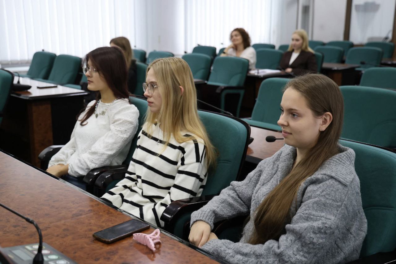 Студенти факультету міжнародних відносин – учасники стажування у Луцькій міській раді