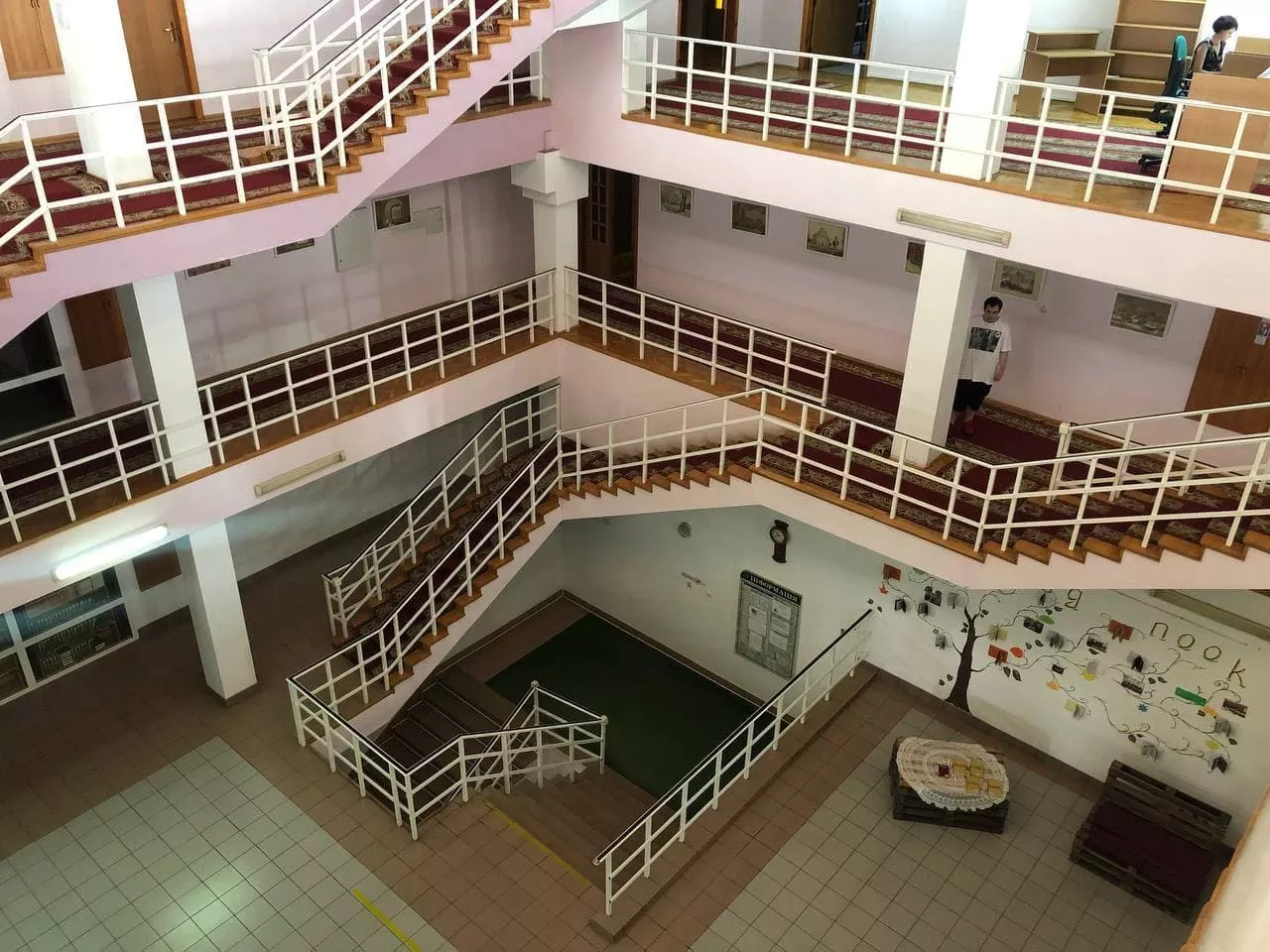 бібліотека