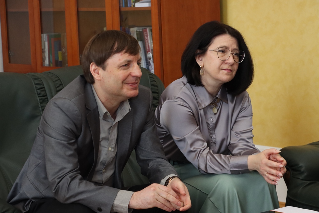договір